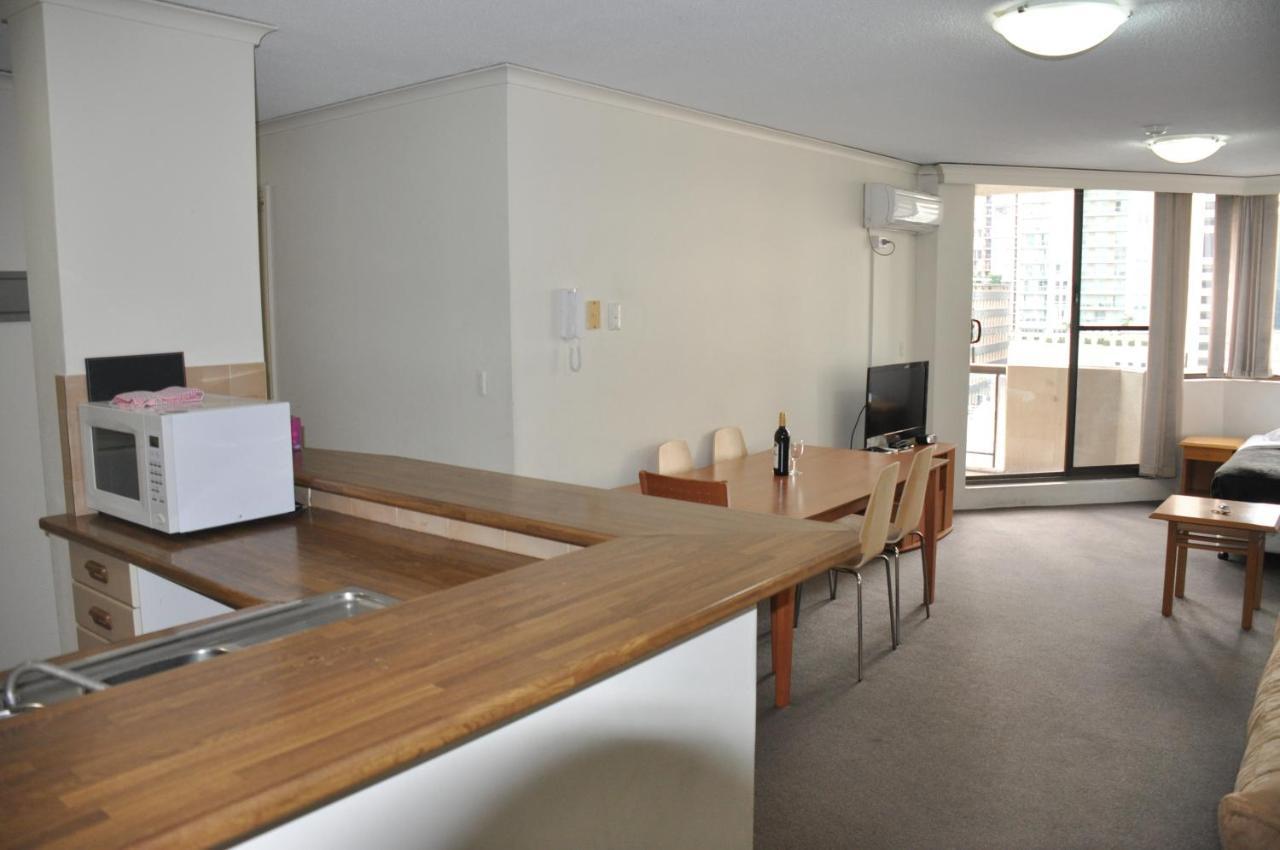 Accommodation Sydney - Kent Street Sydney Cbd Top Floor 2 Bedroom Apartment With Balcony Екстериор снимка