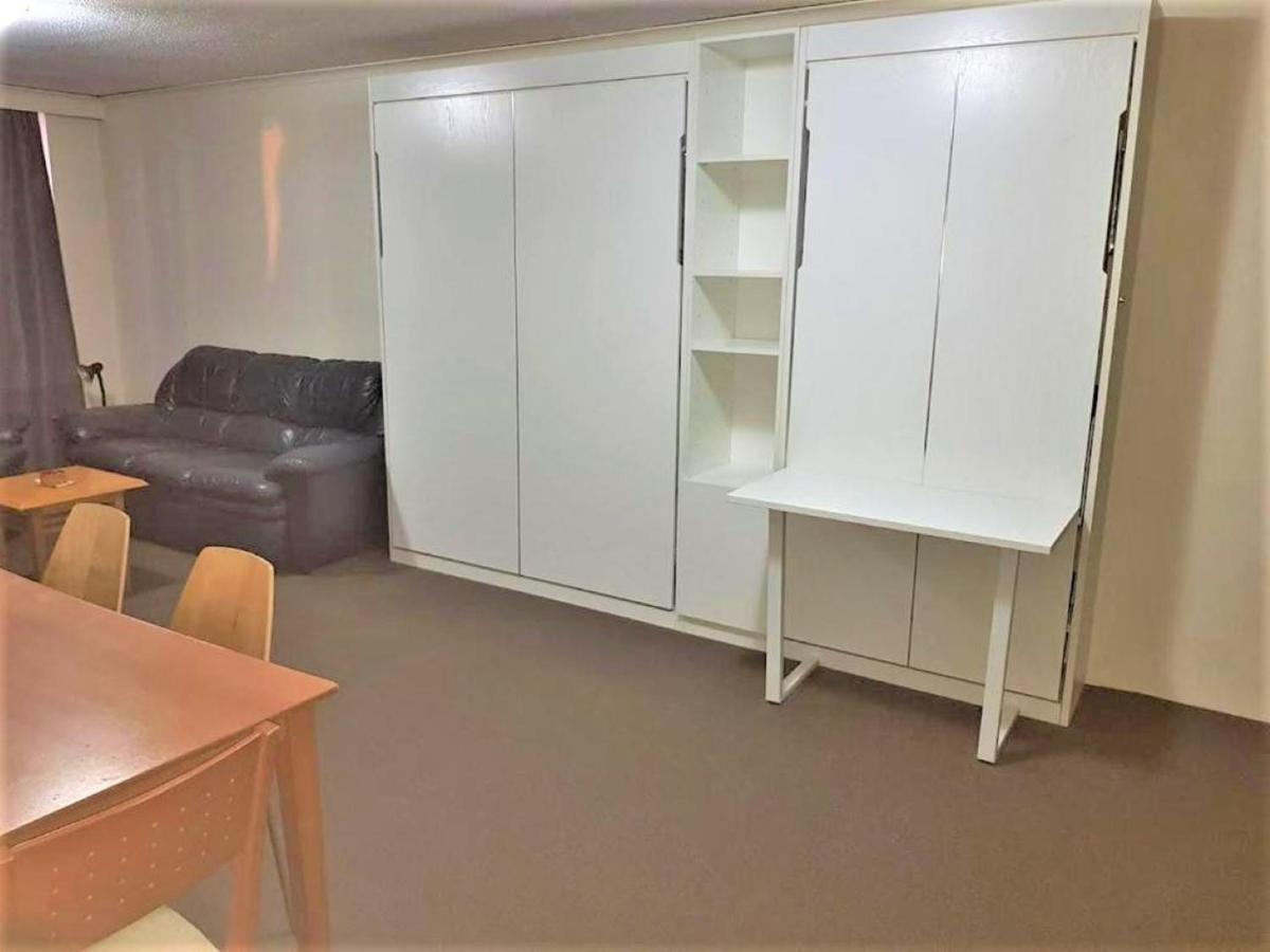 Accommodation Sydney - Kent Street Sydney Cbd Top Floor 2 Bedroom Apartment With Balcony Екстериор снимка
